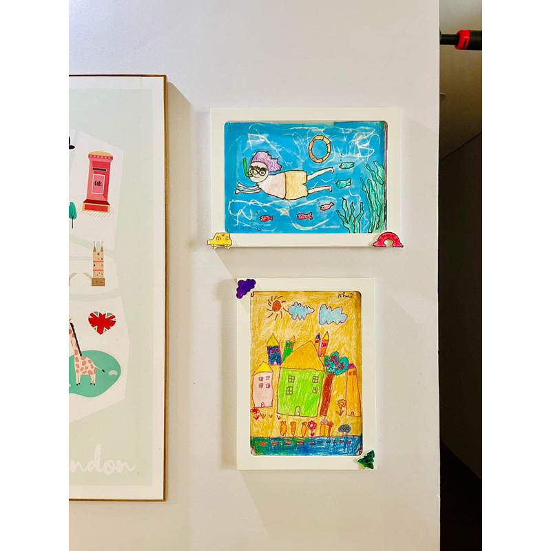 Khung tranh album, khung ảnh dán tường không khoan thay tranh dễ dàng