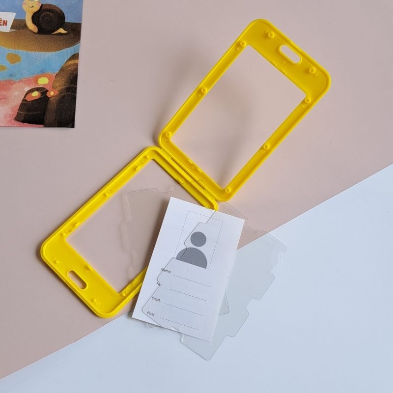 Bảng tên nhân viên, bao đựng thẻ học sinh gồm 10 màu sắc, kích thước tiêu chuẩn 5.4 x 8.5 cm bỏ vừa các loại thẻ id