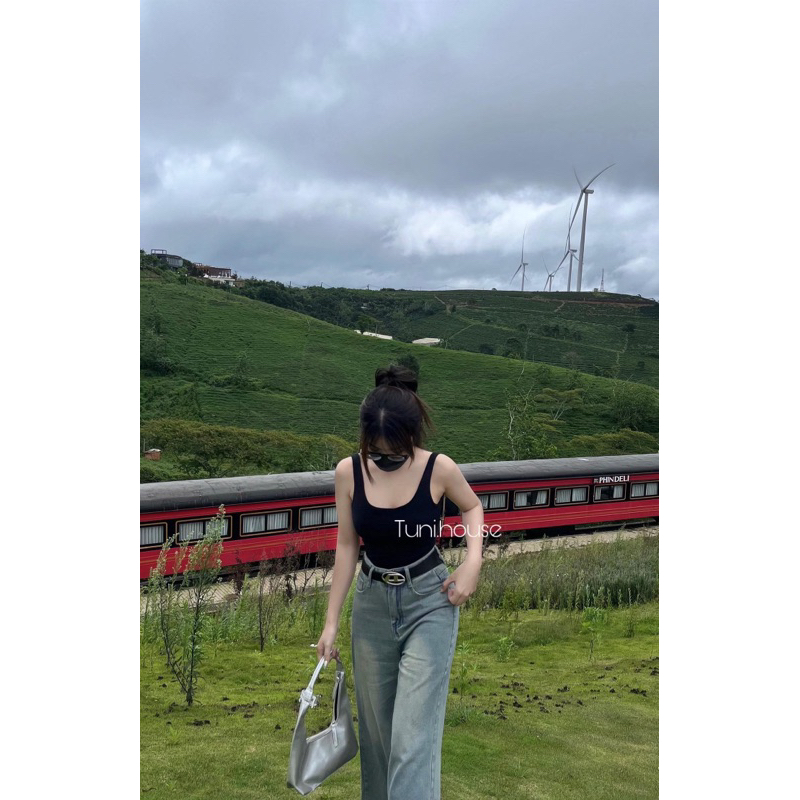 Bodysuit hở lưng dây mảnh jumsuit | BigBuy360 - bigbuy360.vn