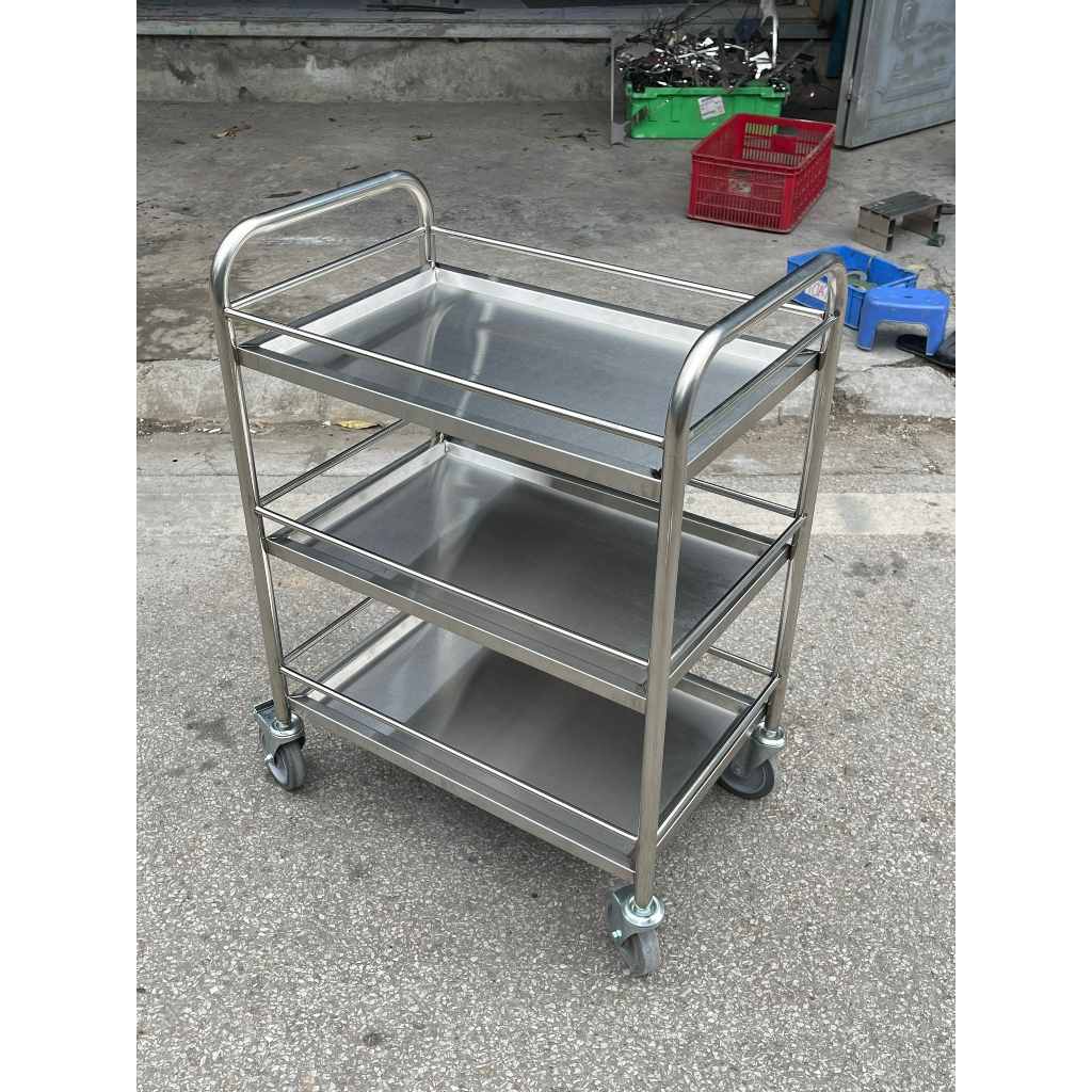 Xe đẩy tiêm 3 tầng inox dùng cho bệnh viện, phòng khám, spa