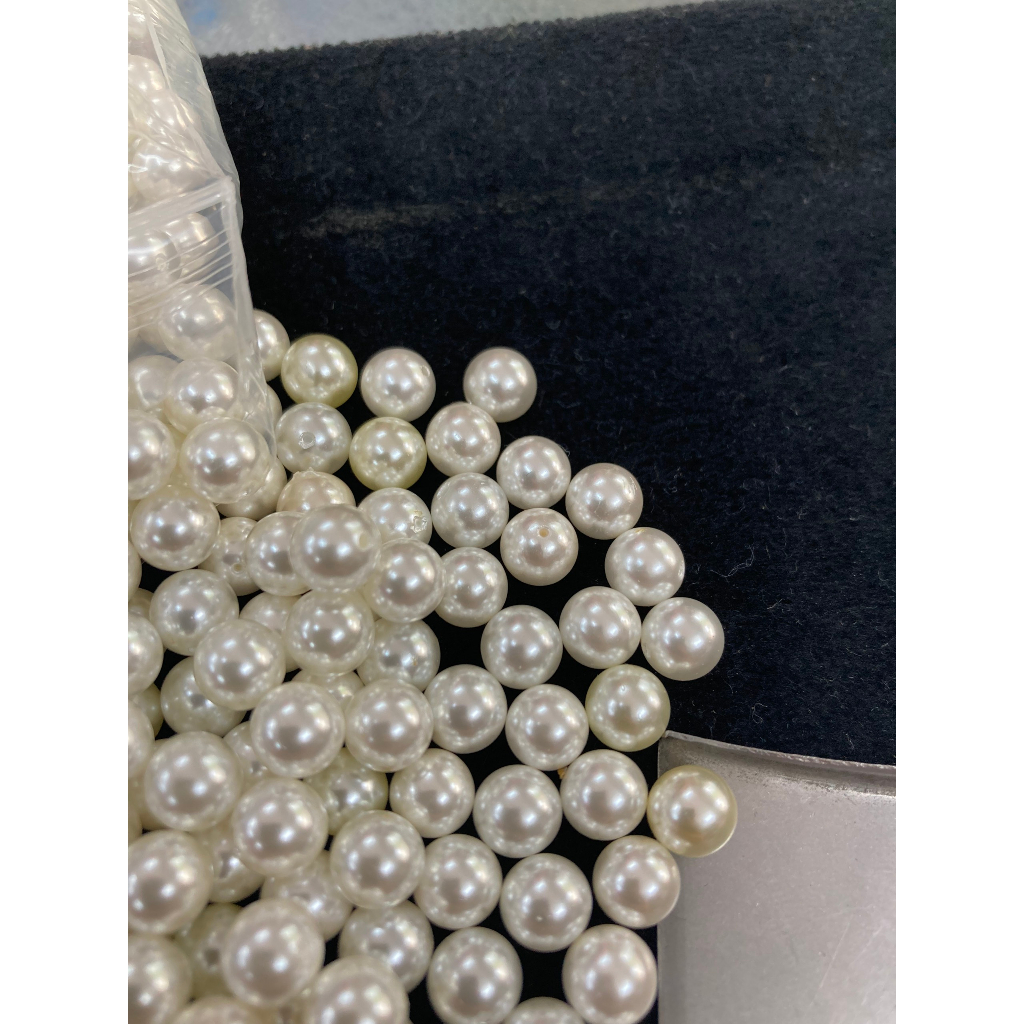 Hột bẹt nhân tạo 1 lỗ gắn nhẫn , gắn bông , mặt dây