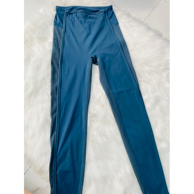 Quần thể thao Size L