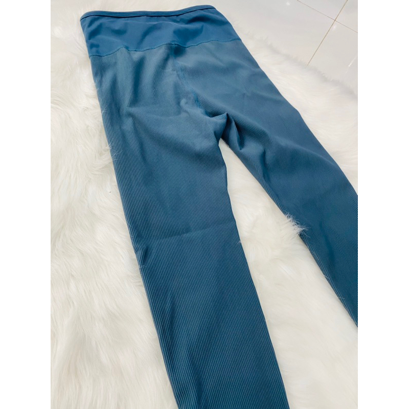 Quần thể thao Size L