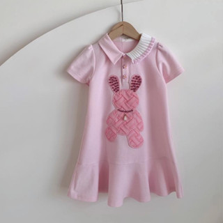 Thời Trang Bé Gái Không Đều Áo Polo Trẻ Em Thiết Kế Mùa Hè Cảm Giác Thích Hợp Hình Thỏ Hoạt Hình Áo Len Màu Hồng Đầm