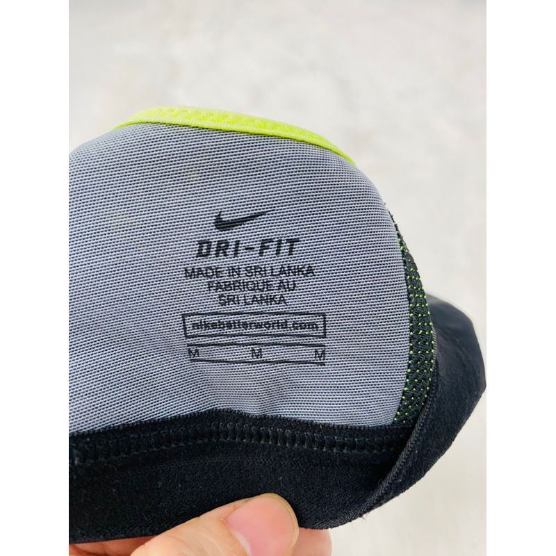 Áo thể thao Nike size S