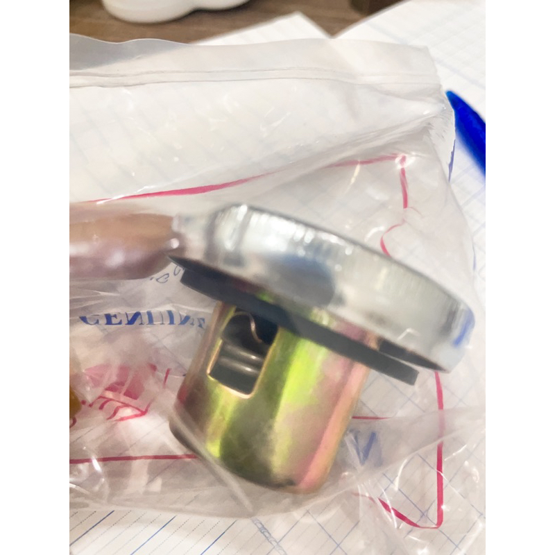 Nắp đậy thùng xăng cho xe Dream , Wave dày bóng đẹp