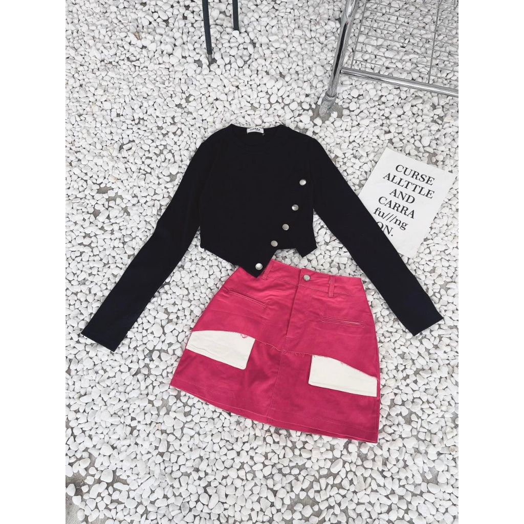 SET ÁO CROPTOP ĐEN TÀ ĐẮP XÉO NÚT + CHÂN VÁY HỒNG