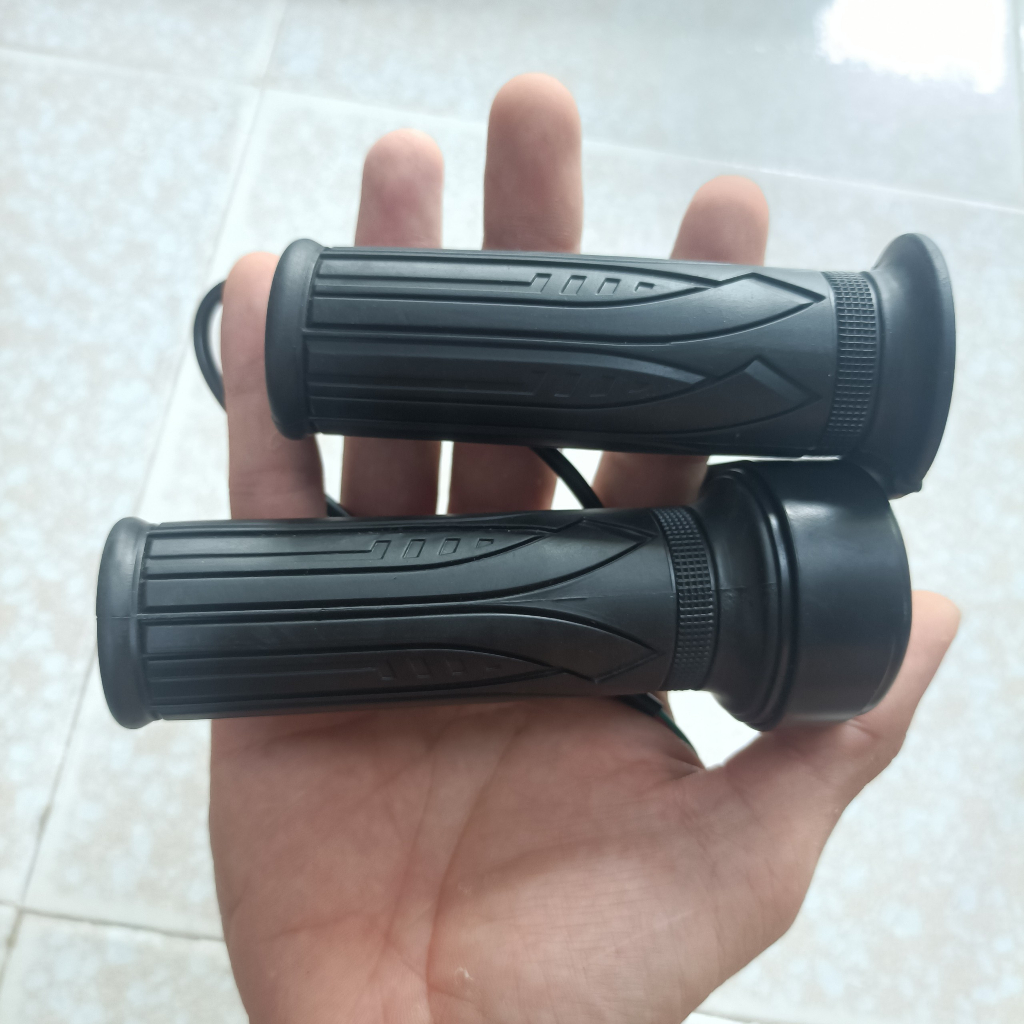 Tay ga xe điện 2 bên cao su dẻo không nút