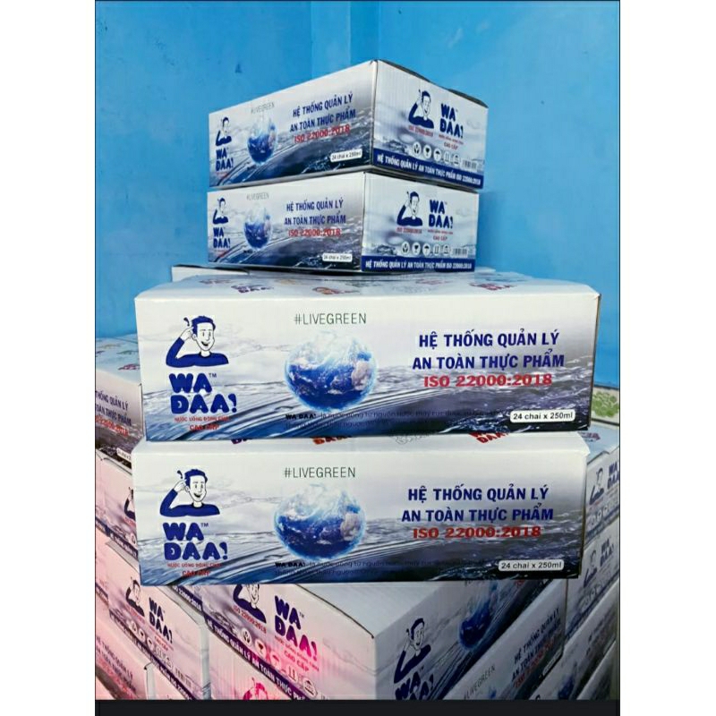 Nước suối đóng chai WADAA loại 250ml/ 24 chai/ 1 thùng