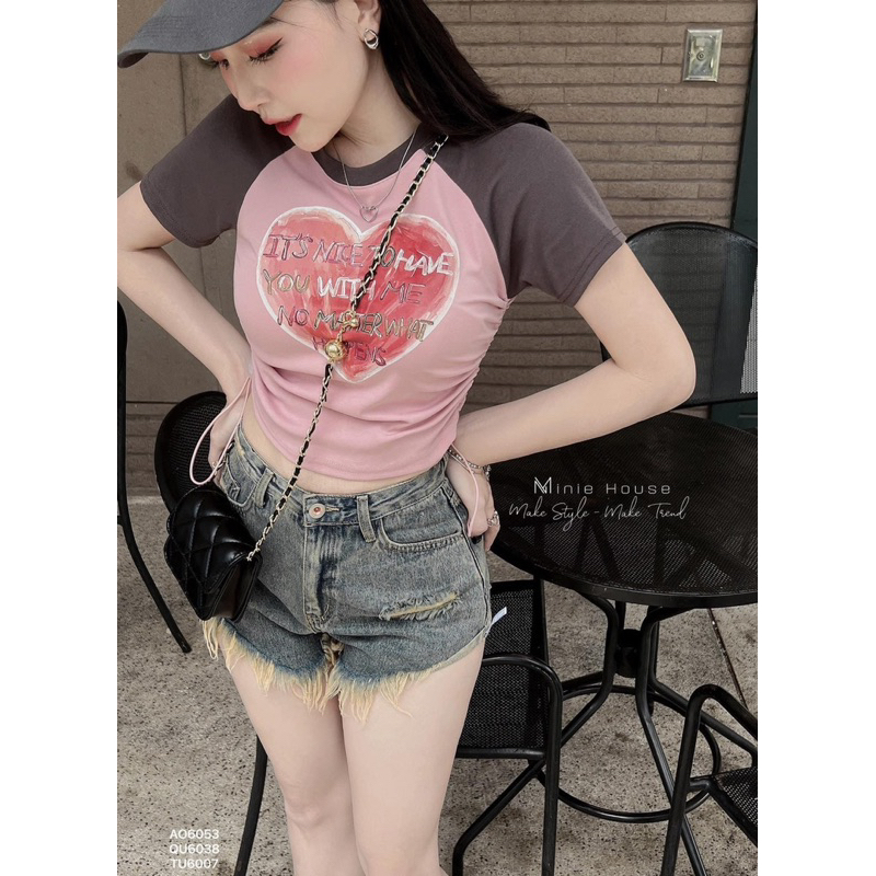 ÁO CROPTOP PHỐI TAY RÚT DÂY TRÁI TIM IT NICE TO HAVE