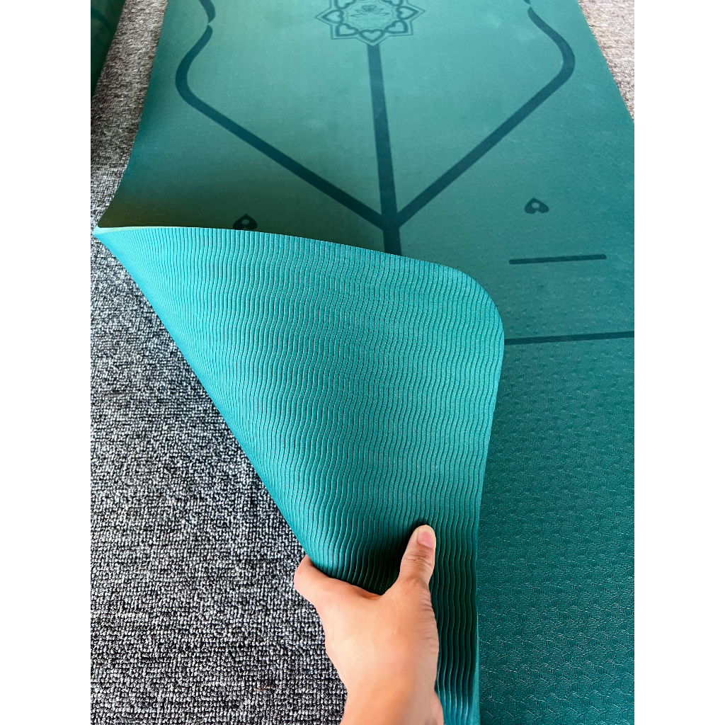 Thảm TPE 8mm định tuyến - Thư viện Yoga - Thảm loại 1, kích thước 183cm x 61cm x 8mm