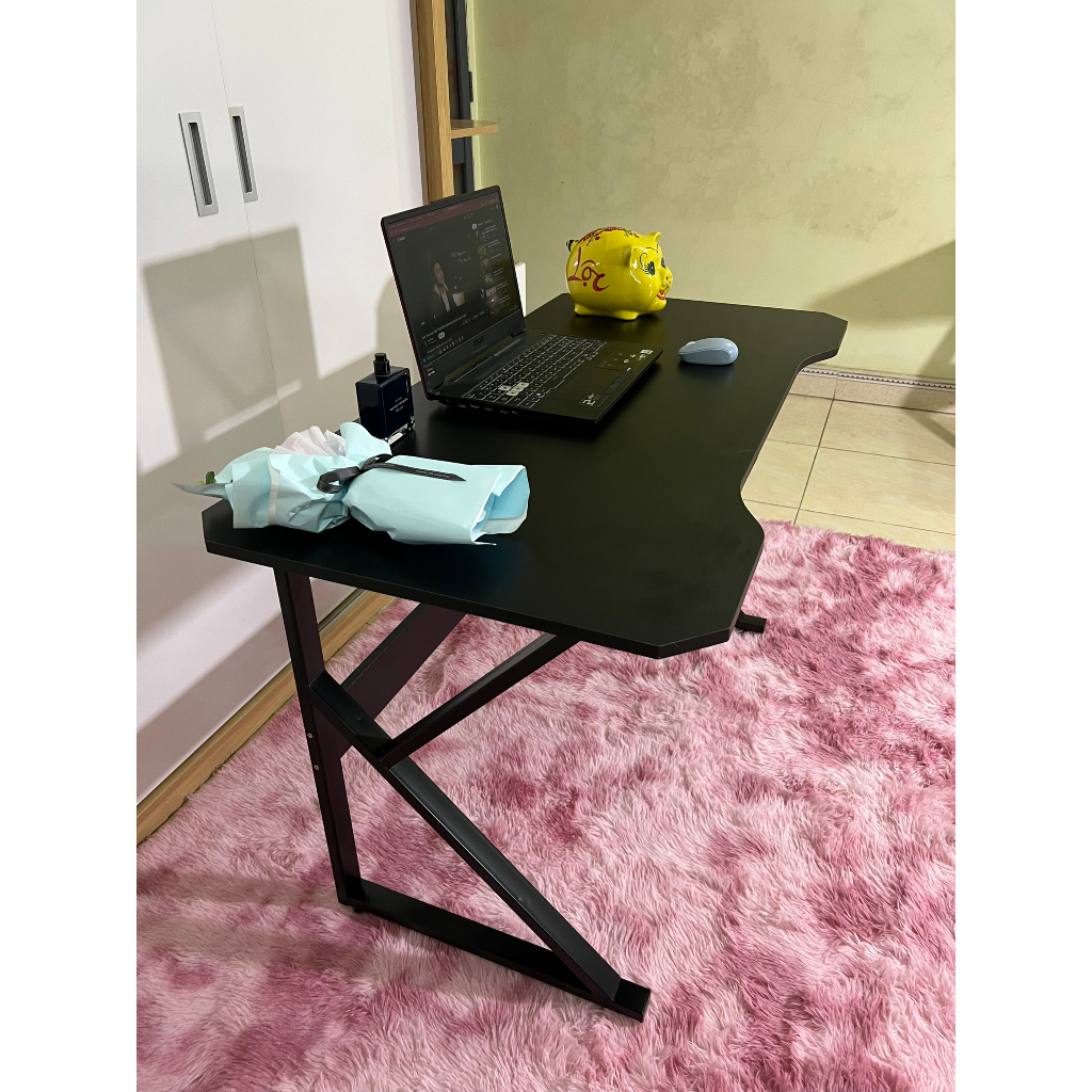 Bàn  Gaming mặt gỗ thiết kế cá tính decor phòng game, Bàn Y,K Chân Sắt Chắc Chắn bền Bỉ DQ HOME