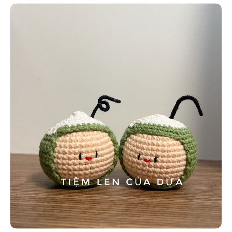 Móc khoá len handmade quả dừa mini - Đồ chơi quà tặng ngộ nghĩnh