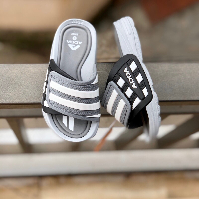 Dép lê quai ngang cho bé họa tiết kẻ sọc chính hãng ADDA chất liệu nhựa siêu bền, chống trơn trượt, không hôi chân