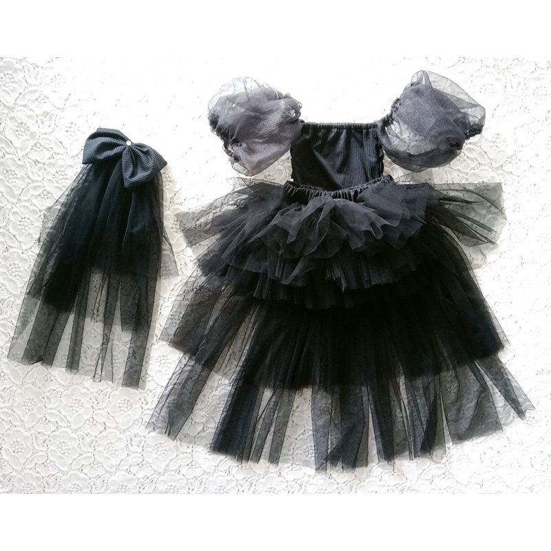 Váy cô dâu cho bé gái