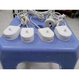 Sạc Bàn chải điện tăm nước Philips HX6100 chính hãng Used