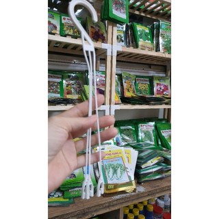 móc treo chậu nhựa