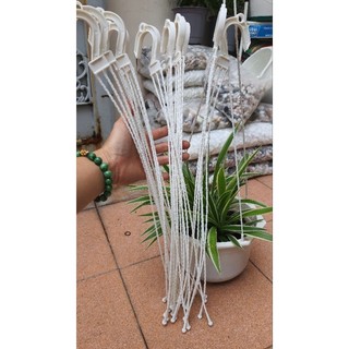 Móc treo chậu nhựa