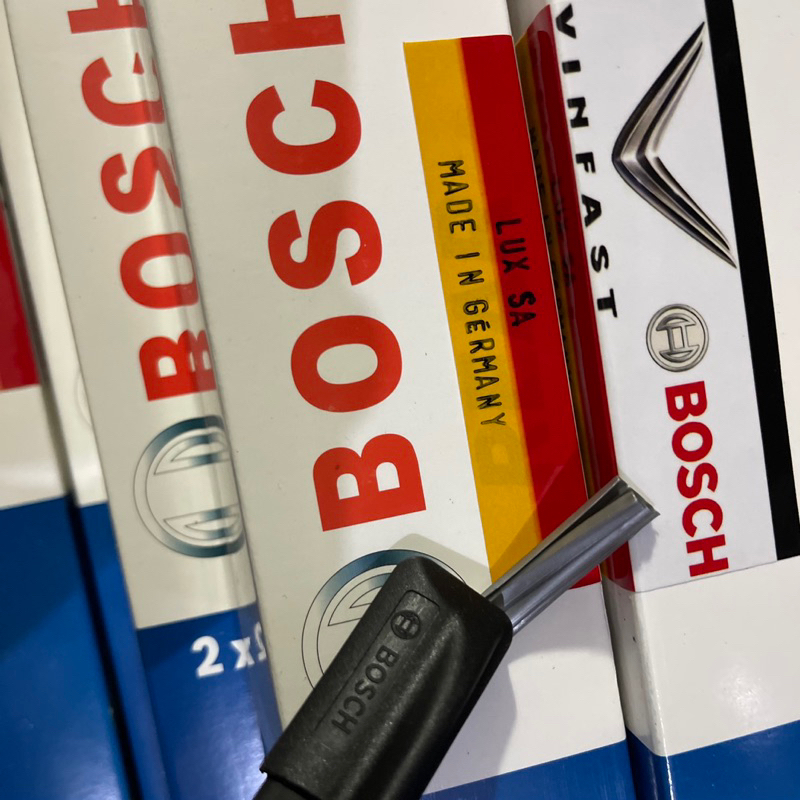 Chổi gạt nước mưa xe Vinfast Lux SA Lux A LuxSA LuxA  theo xe Bosch mềm
