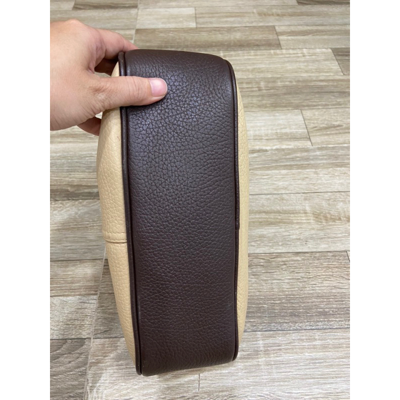 Túi da voi hiệu Capacci