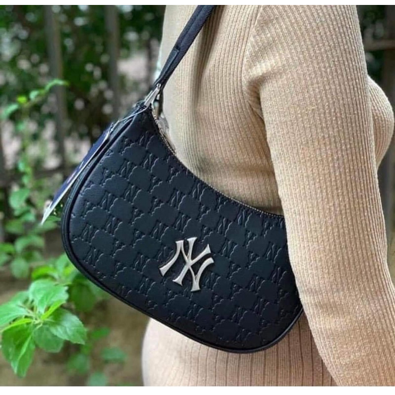 Túi kẹp nách MLB chính hãng - Túi Xách MLB Hobo Monogram