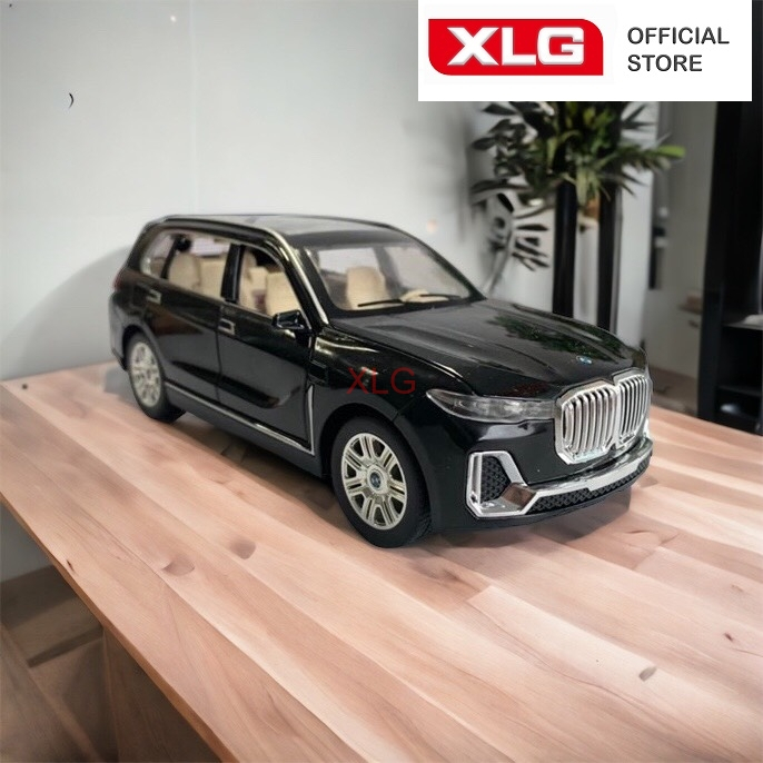 Mô hình xe ô tô BMW X7 tỷ lệ 1:24 XLG bằng hợp kim cao cấp