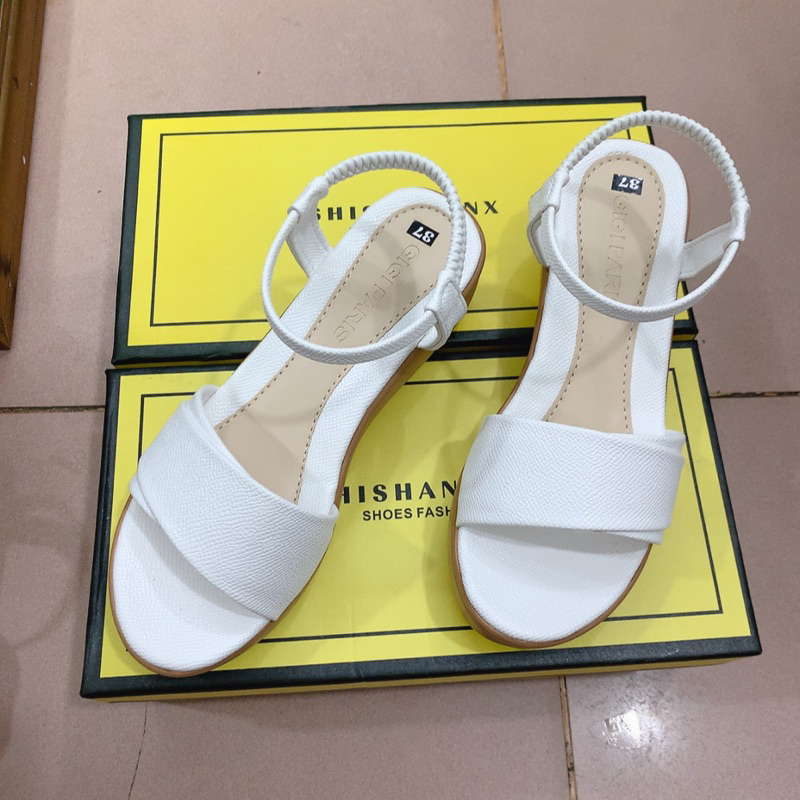 Xăng đan nữ -Sandal nữ quai ngang thần thánh mẫu mới hót không bao giờ lỗi mốt