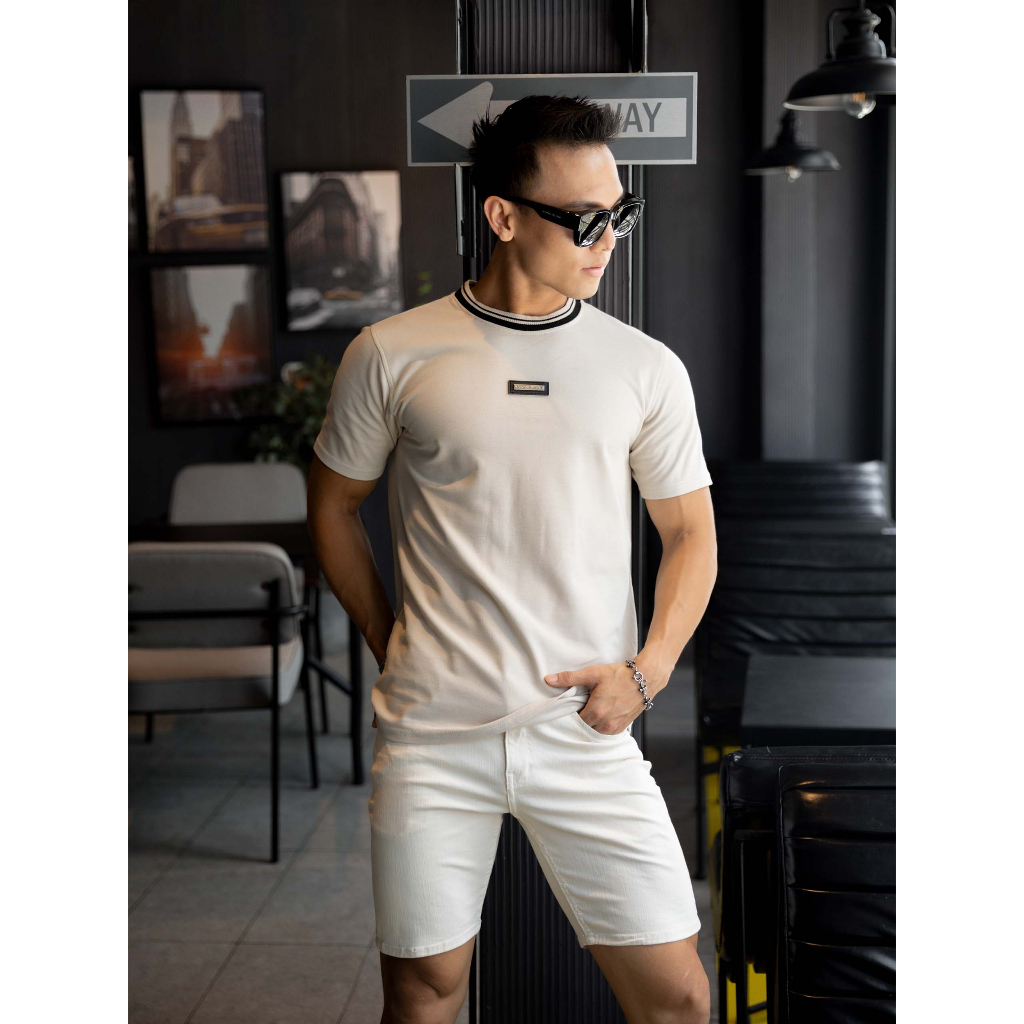 Áo Thun Nam Beige Centre Label, Chất Vải Cá Xấu TC 2 Chiều Thoải Mái, AT0058, SOMEHOW