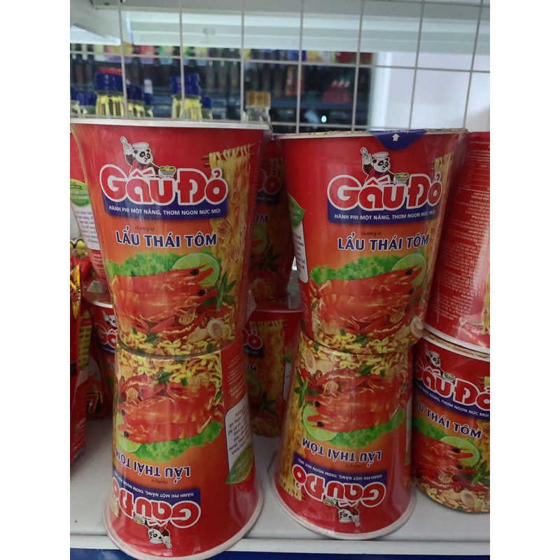 Mì lẩu Thái gấu đỏ và Vifon