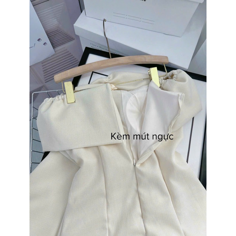 Set LINEN bố kem bẹt vai nhún ngực tag hoa