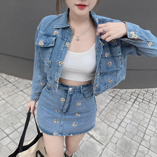 Set 3 món jean gấu: áo khoác jean thêu form lửng túi hộp + áo lót 2 dây + chân váy jean thêu angi home