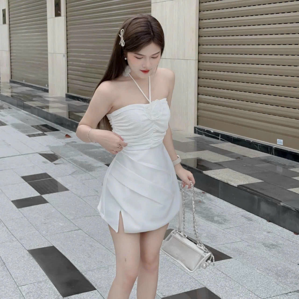Jumsuits nữ mặc đi chơi phong cách bánh bèo chất Tapta phối xốp thắt dây cổ đính hoa cúp ngực có mút váy chữ A xẻ trước