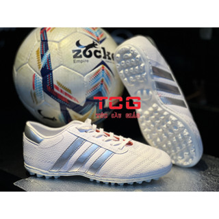 Giày đá banh quốc dân ba sọc da nhăn gót si chống trượt TCG