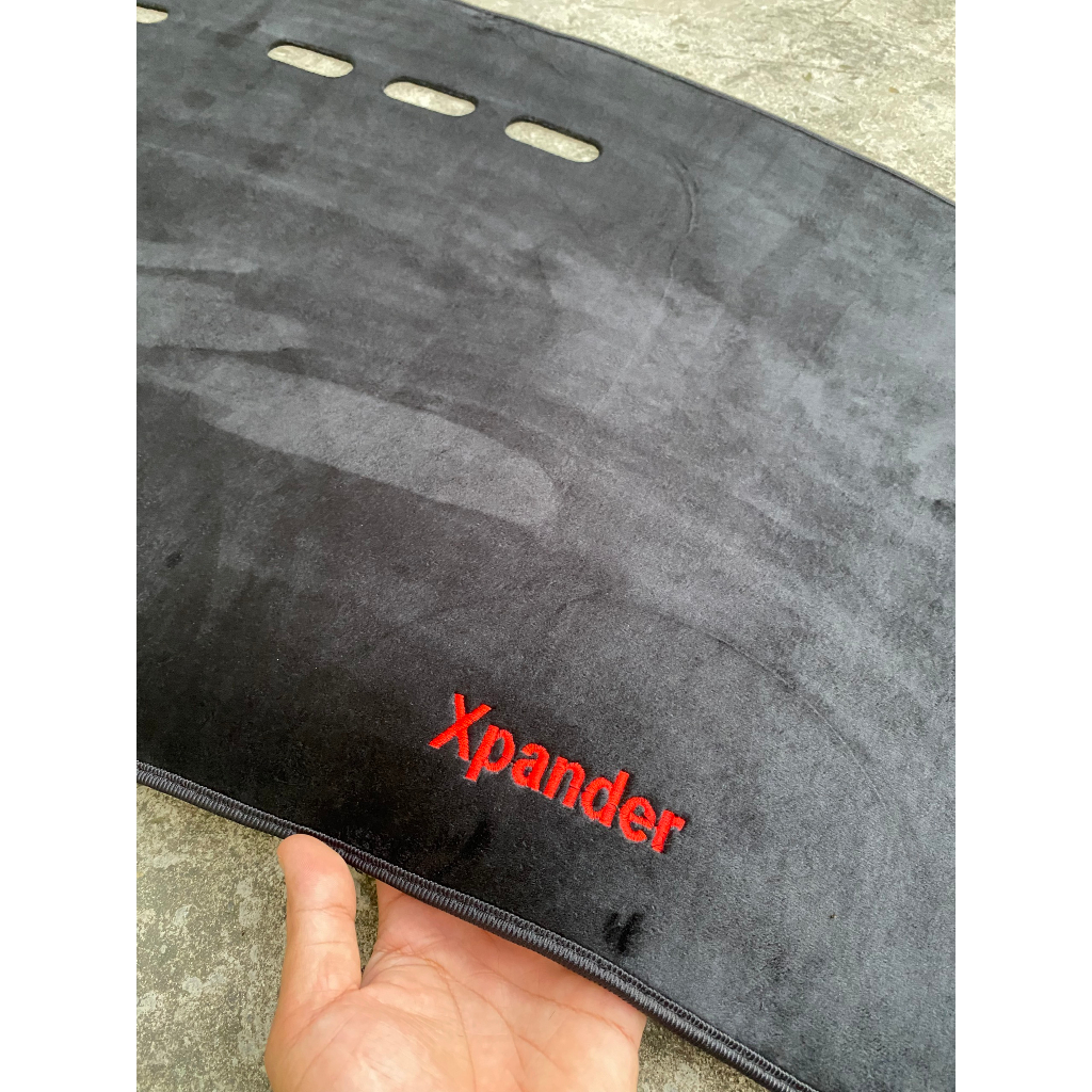 Thảm taplo Xpander, Xpander Cross 2022 ,2023 mẫu mới chuẩn form