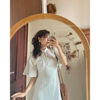 Đầm sườn xám vải tơ hoa nhí trắng hai lớp cúc tàu truyền thống lịch sự tôn dáng (ảnh thật tự chụp)