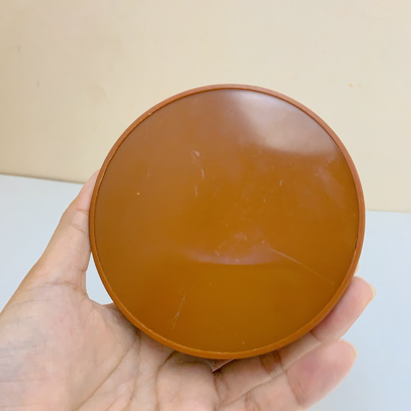 Thiên thần tình yêu trưng bày