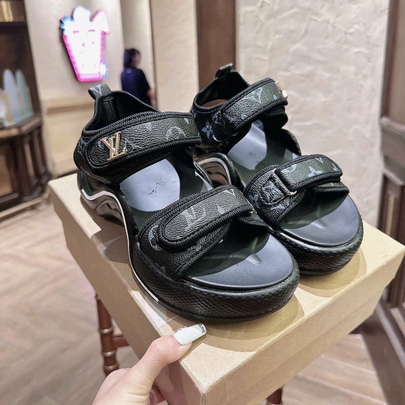 Giày sandal hai quai dán đế thô cao 5p