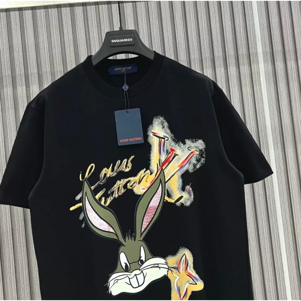 Áo Phông Lv In Hoạt Hoạ Hình Thỏ Phiên Bản Mới Nhất - Áo Thun Nam Nữ LV Thỏ Chất Cotton Co Giãn 4C
