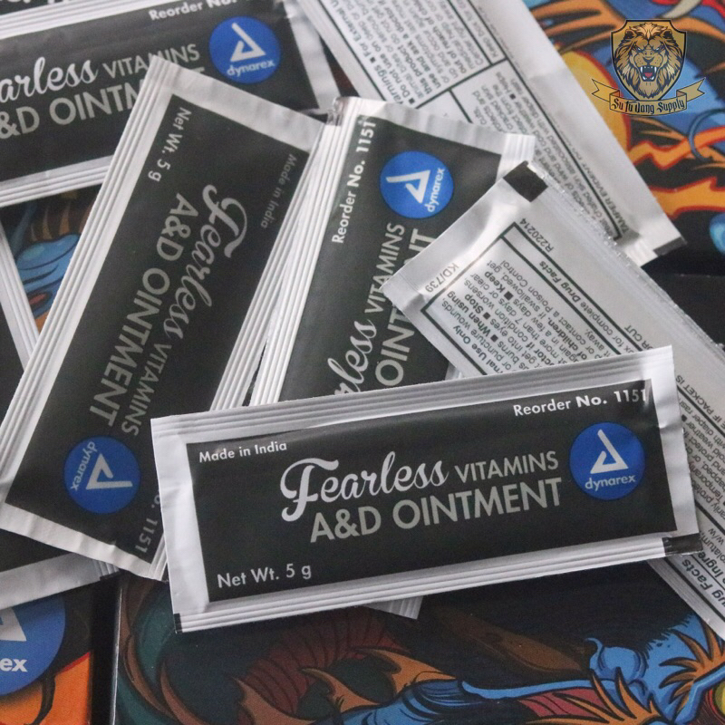 Dưỡng sau xăm vitamin A&D Ointment 1 hộp 144 gói