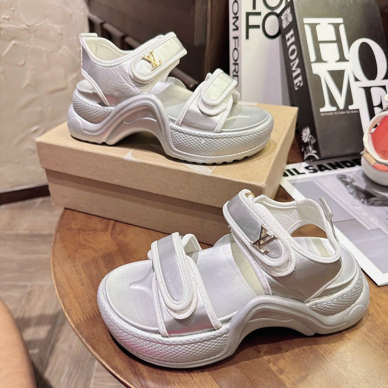 Giày sandal hai quai dán đế thô cao 5p