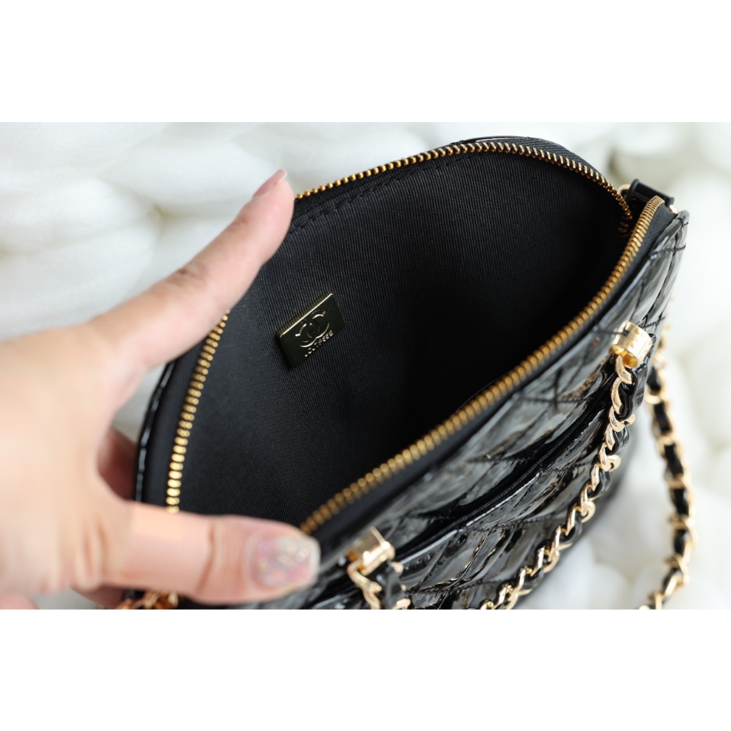 TÚI CHA NEO HẾN QUAI XÁCH DA BÓNG SZ16-21