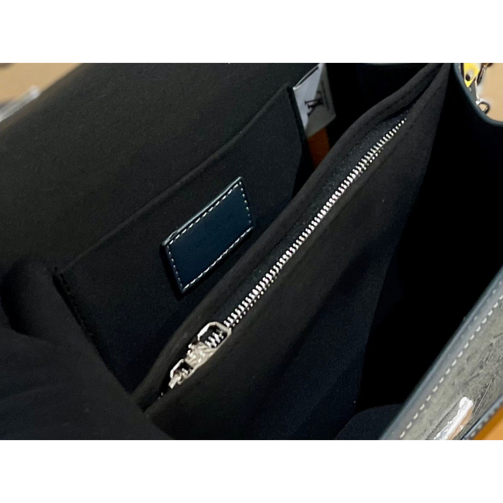 TÚI ĐEO CHÉO LVvs  DAUPHINE SZ 25 BẢN JEANS MỚ SIZE 25CM FULLBOX NAM CHÂM NHƯ ẢNH ẢNH THẬT TỰ CHỤP