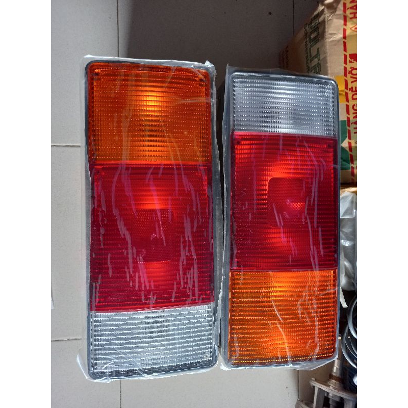 Đèn hậu xe tải huyndai  từ 2t5 - 10t