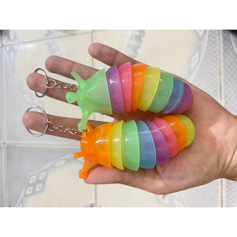 Móc chìa khoá hình con sâu loại đẹp có đèn phát sáng con ốc sên