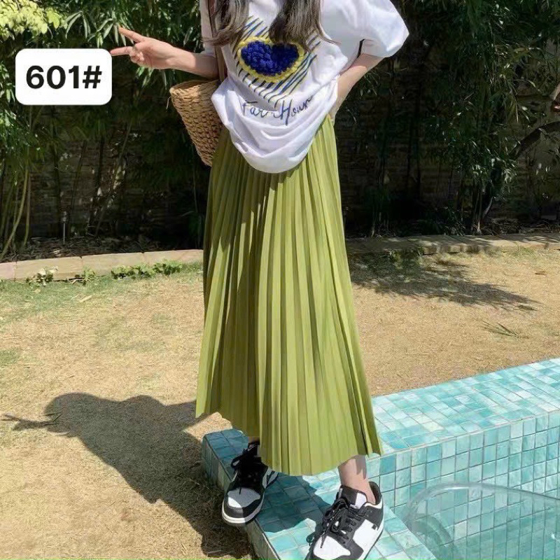 Chân váy xếp ly dáng dài màu xanh bơ hàng Quảng Châu