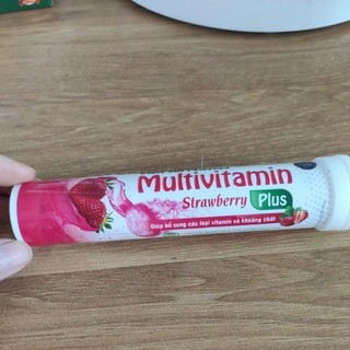 Sủi multivitamin VỊ DÂU thơm ngon ( tuýp To 20v x4 g)