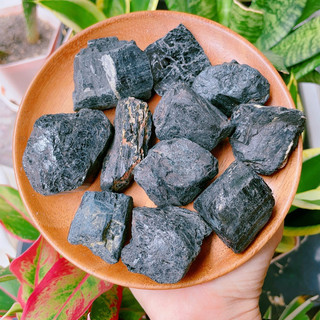 Đá thô Black tourmaline, Đá năng lượng bảo vệ, đá thiên nhiên không qua xử lý