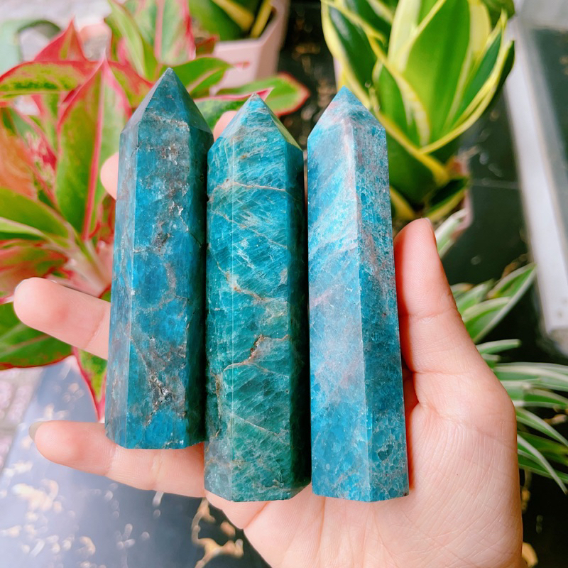 Trụ đá thiên nhiên blue apatite, Trụ phong thuỷ để bàn, Đá Năng Lượng, Healing