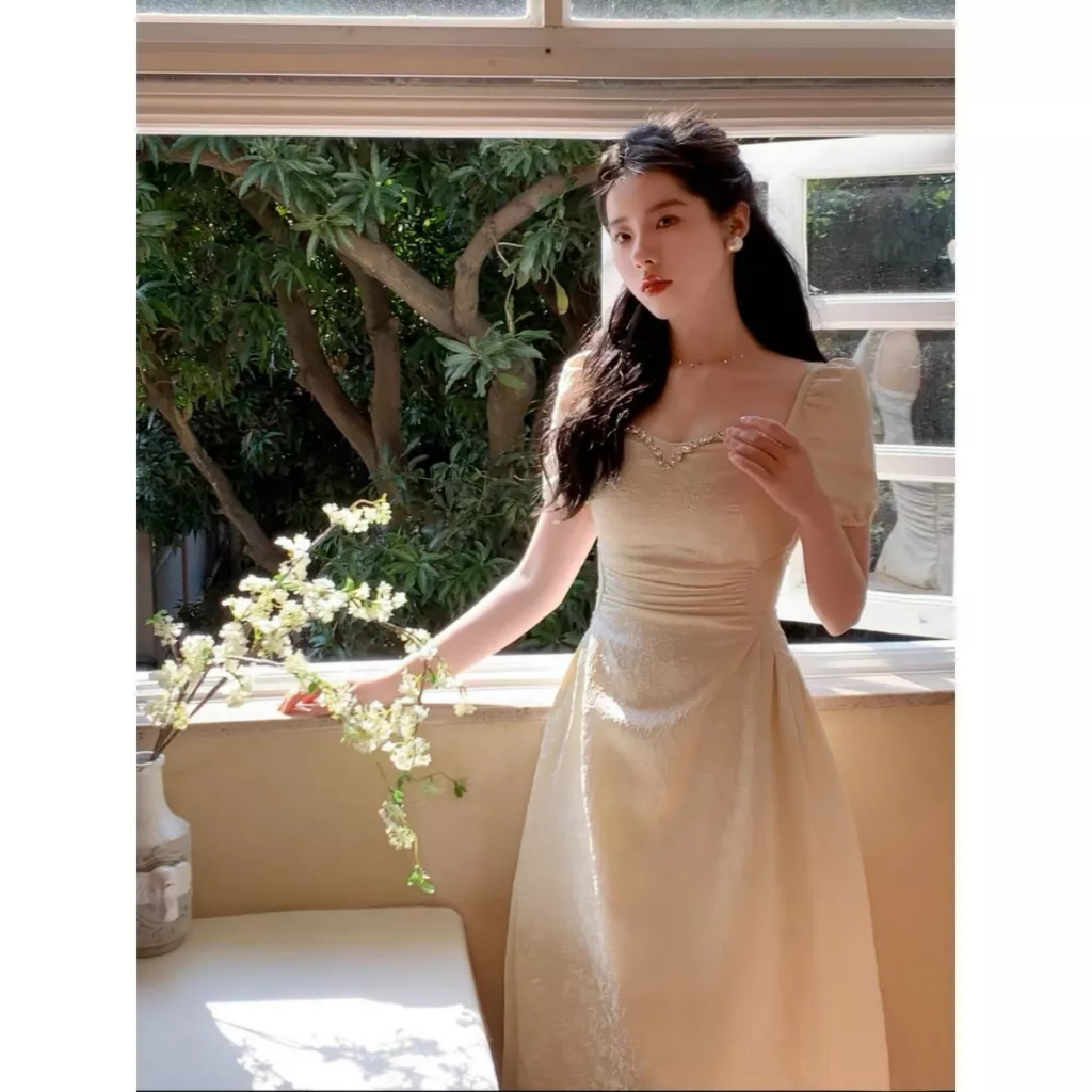 Đầm dự tiệc dáng dài khoét eo đính đá sang trọng Caron dress