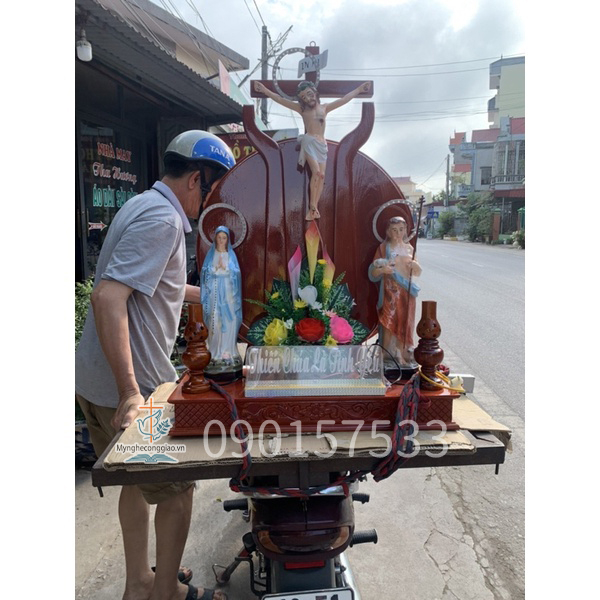 Chữ điện " Thiên Chúa Là Tình Yêu " | Đèn Led để bàn thờ Công Giáo | Đồ trang trí bàn thờ, kệ gỗ, tòa gỗ